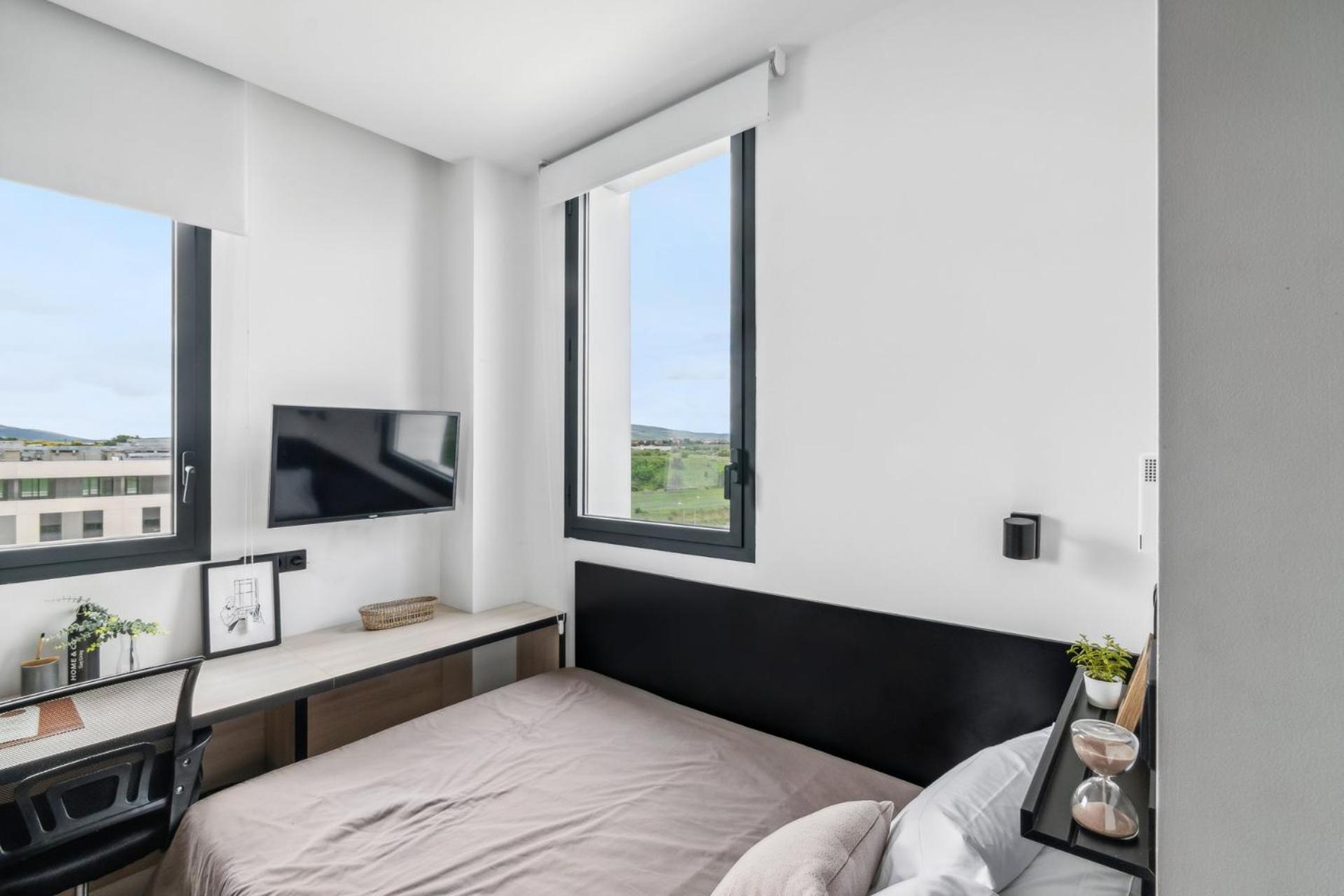 Home And Coliving Pamplona Habitación foto